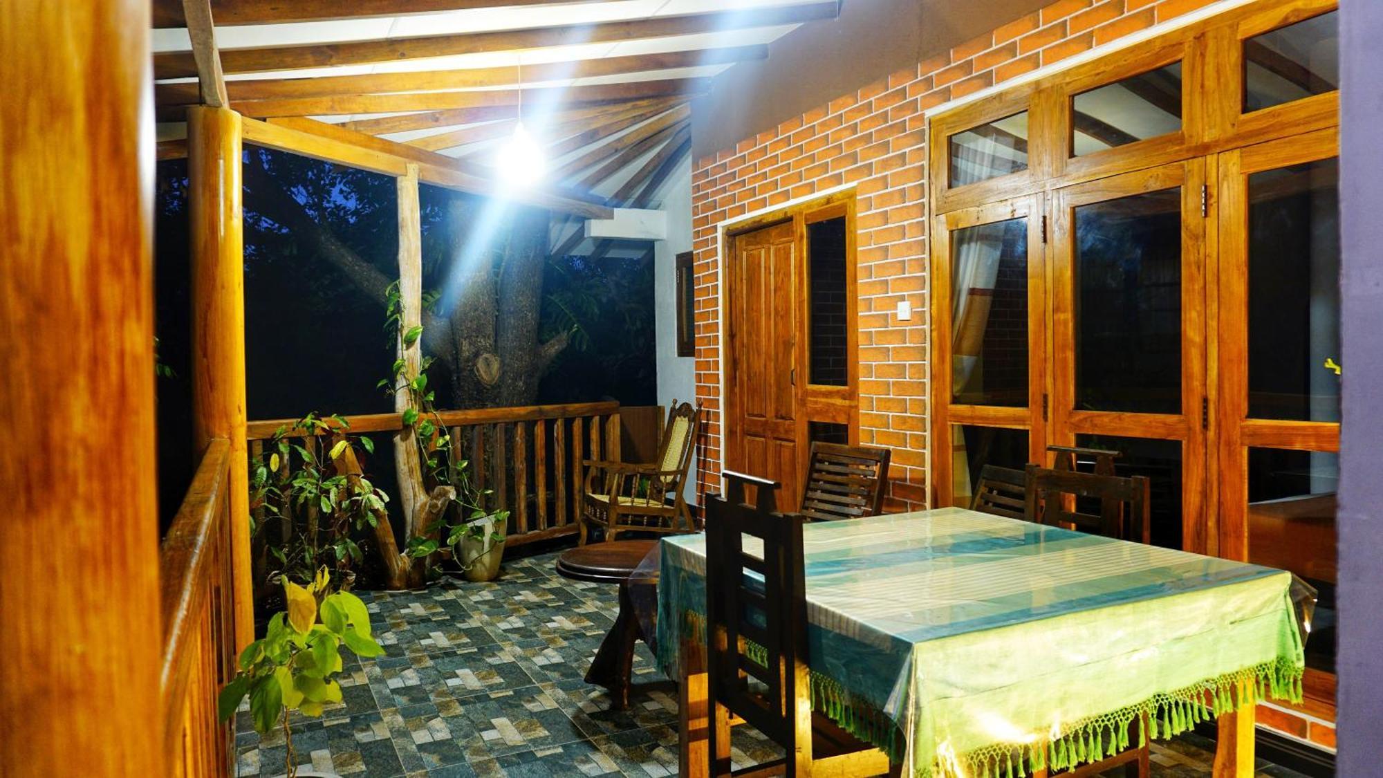 Sigiri Dilu Villa Сигирия Экстерьер фото